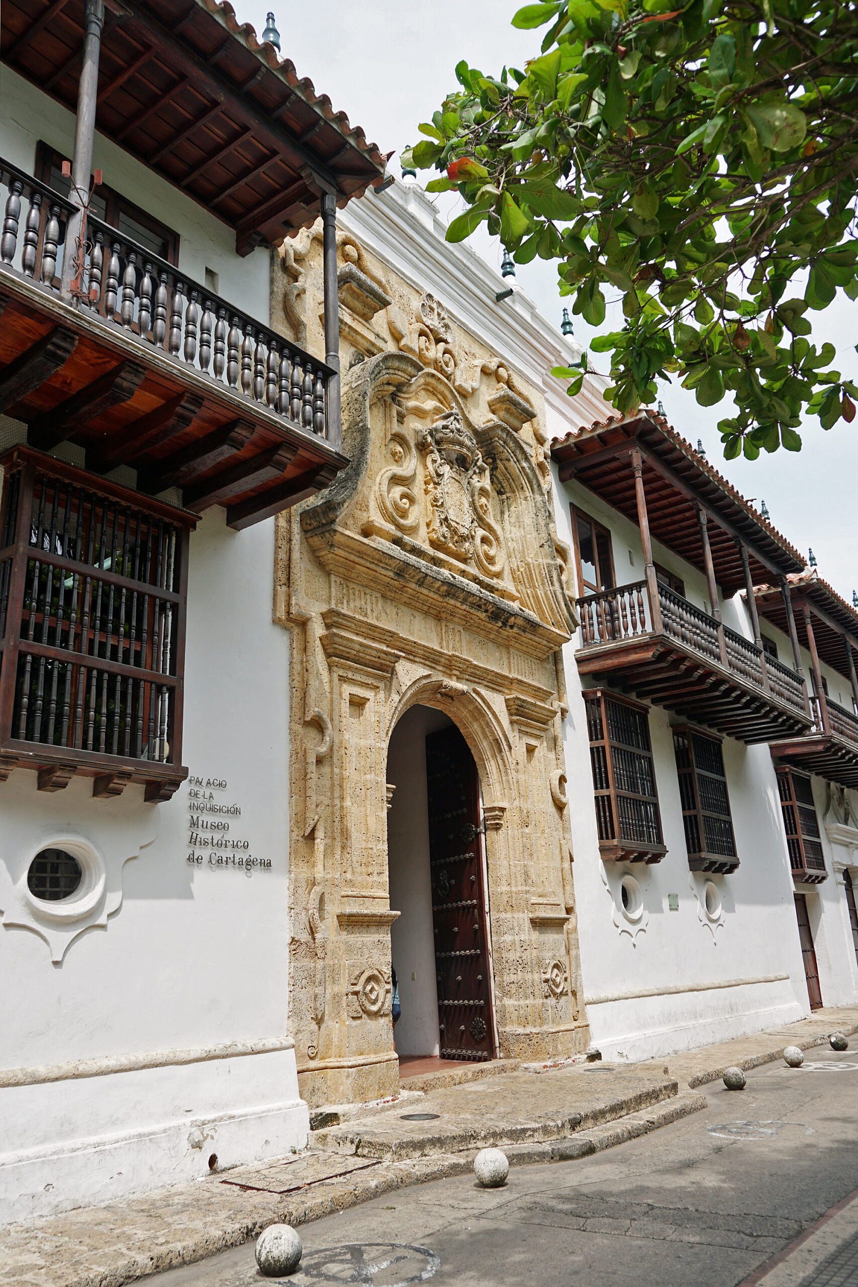 tour al museo histórico de cartagena de indias – palacio de la inquisición tour al museo histórico de cartagena de indias – palacio de la inquisición